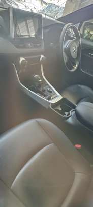 Toyota Rav4 White 2019 AWD image 7