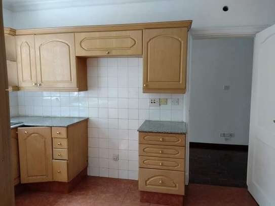2 Bed Apartment with En Suite in Muthaiga image 6