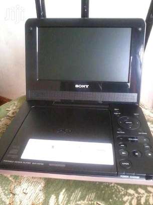 SONY portable DVD/USB player + 5 free movies image 9