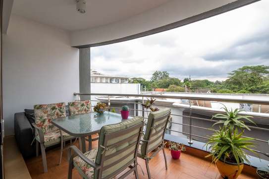 3 Bed Apartment with En Suite in Riverside image 30