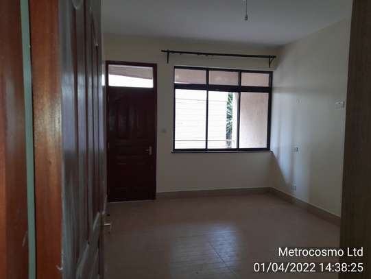 3 bedroom apartment for rent in Kilimani image 11