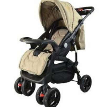 Foldable Baby Stroller With a Reversible Handle image 1