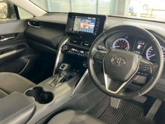 2020 Toyota harrier image 1