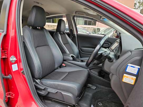 HONDA VEZEL HYBRID AWD image 7