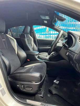 Toyota Harrier GR White 2018 image 7