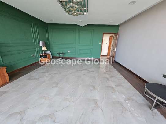 5 Bed Apartment with En Suite in Kilimani image 8