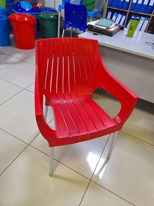 Home Chair: Firm Plastic Home Chair image 3