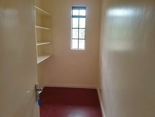 4 Bed Villa with En Suite in Karen image 3