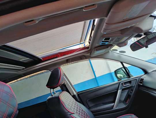 Forester with sunroof image 6