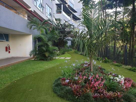 4 Bed Apartment with En Suite at General Mathenge image 7