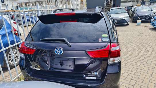 Toyota corolla fielder G grade 2018 hybrid image 10