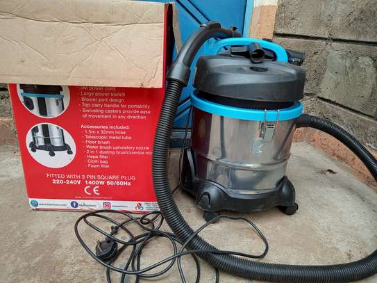 Ramtons Wet and Dry Vacuum Cleaner image 2