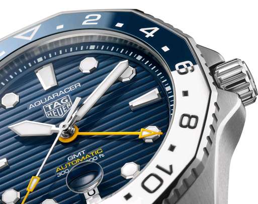 TAG Heuer
Aquaracer Professional 300 GMT image 3