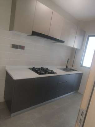 2 Bed Apartment with En Suite in Lavington image 7