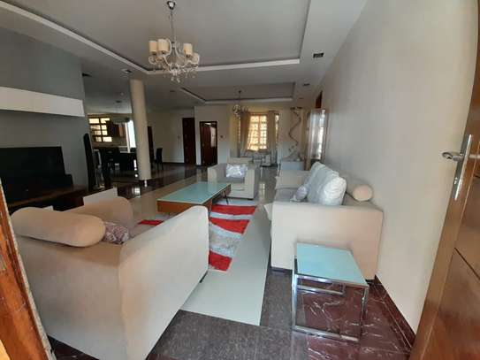 4 bedroom apartment all ensuite in kilimani with a Dsq image 4