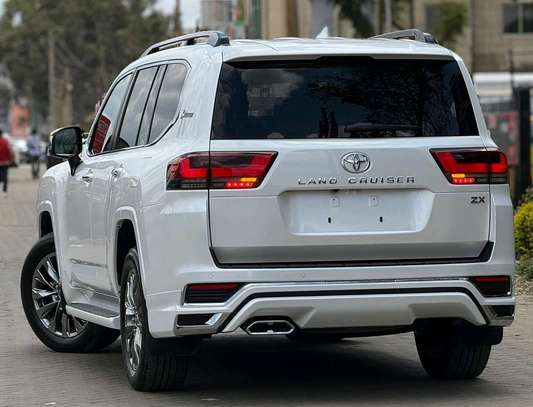 2023 Toyota land cruiser ZX 70th anniversary image 2