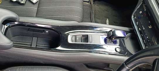 Honda Vezel hybrid blue 2018 image 8