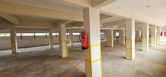 3 Bed Apartment in Kiambu Road image 17