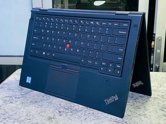 Lenovo ThinkPad x1 Yoga image 3