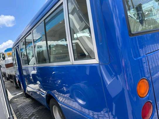 29 seater TOYOTA COASTER ( HIRE PURCHASE ACCEPTED image 4