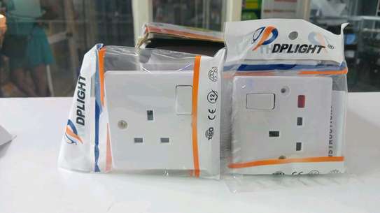 Electrical sockets and switches in wholesale image 10