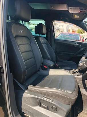 Volkwagen Tiguan 2000cc image 8
