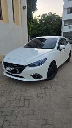 Mazda Axela KDH image 1