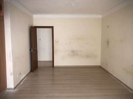 3 Bed Apartment with En Suite in Westlands Area image 12