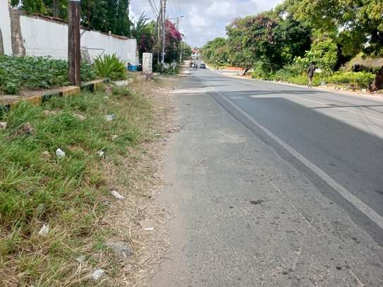 Land at Links Road image 1