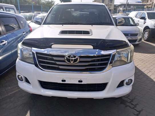 Toyota Hilux Double Cabin image 6