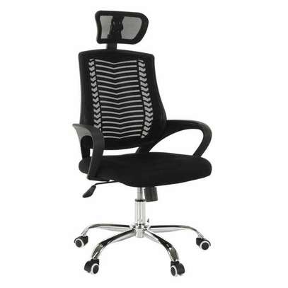 Office chair with headrest B image 1