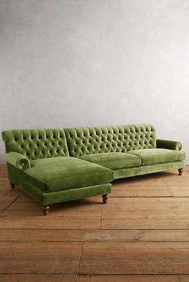 L-SHAPED SECTIONAL SOFA image 1