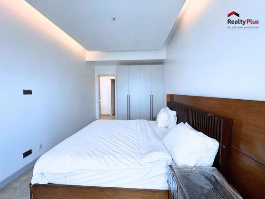 Serviced 1 Bed Apartment with En Suite at Le Marc image 11
