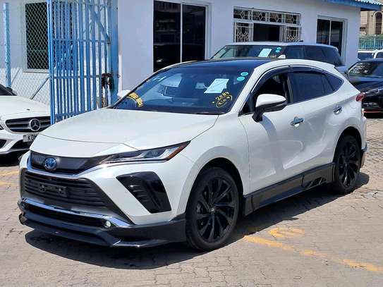 Toyota Harrier Premium sunroof hybrid 2020 image 2