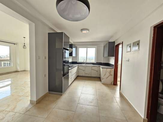3 Bed Apartment with En Suite in General Mathenge image 19
