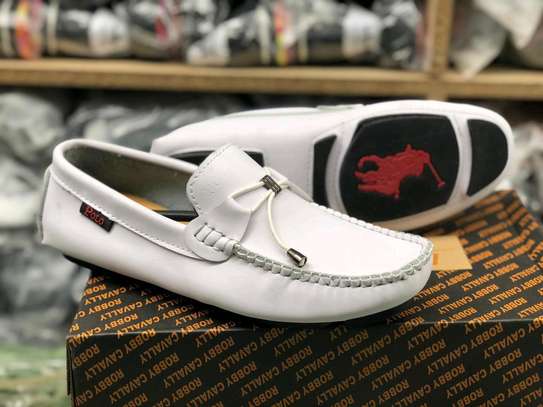 Unisex Leather Loafers
39 to 45
Ksh.2500 image 1
