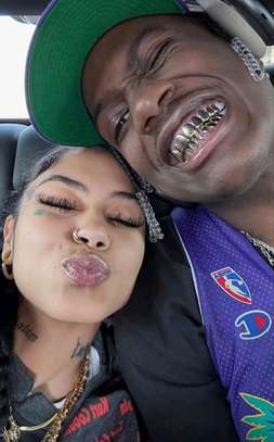 Sivler and gold teeth image 5
