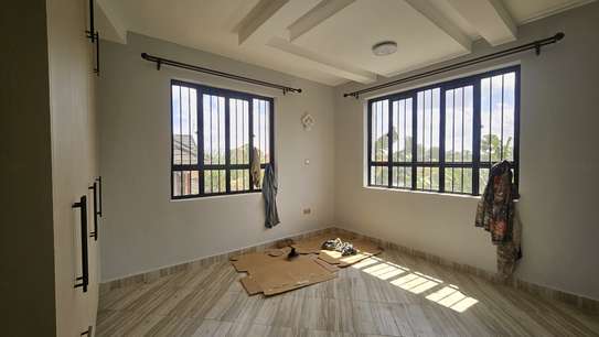 5 Bed Townhouse in Kiambu Road image 25