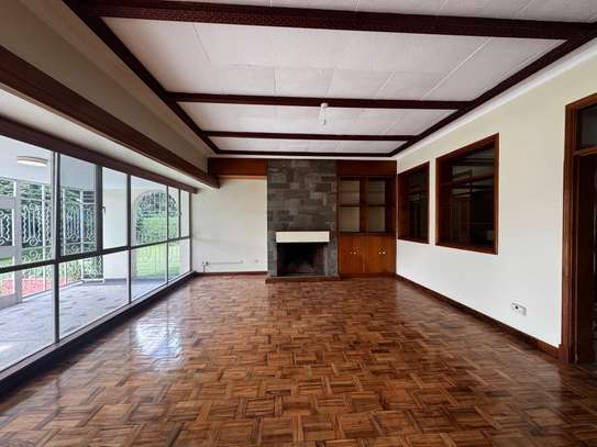 5 Bed House with En Suite in Thigiri image 8