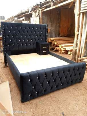 Tafted 5*6 high quality bed. image 4