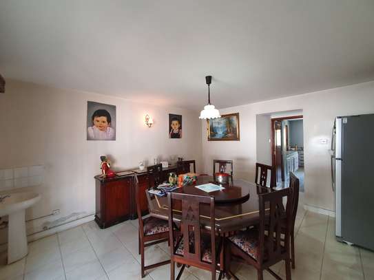 4 Bed House with En Suite at 2Nd Parklands Avenue image 19