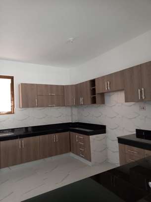 4 bedroom apartment for sale in Nyali Area image 6