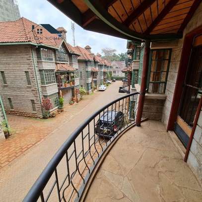 5 Bed Townhouse with En Suite at Kileleshwa image 2