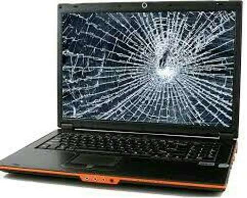 Laptops repair and screen replacement image 3
