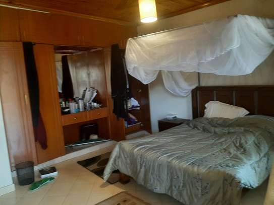 5 Bed Townhouse with En Suite at Langata image 4