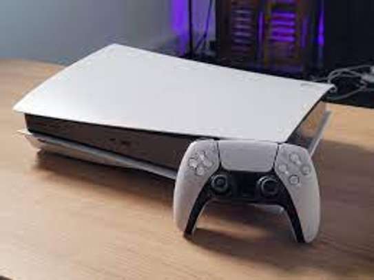 Preowned Ps5 Standard Edition image 3