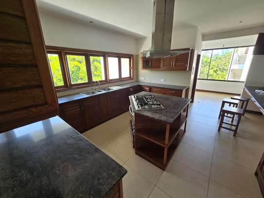 3 Bed Apartment with En Suite in Nyali Area image 15