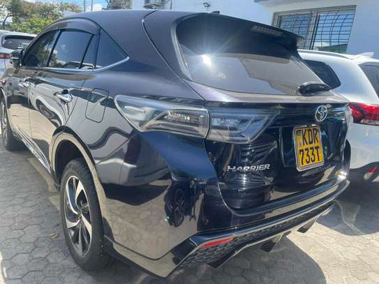 Toyota harrier gs Sunroof image 2