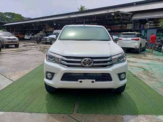 HILUX DOUBLE CAB( HIRE PURCHASE ACCEPTED) image 2
