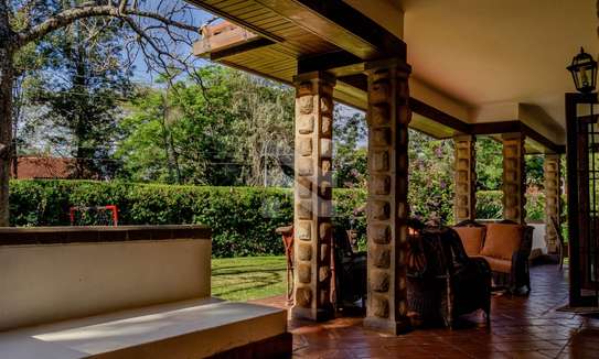 3 Bed House with En Suite in Windsor image 2